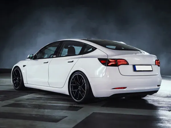 Tesla Model 3 Y Baglygter Fuld LED DYN E-Mærket Sort / Rød