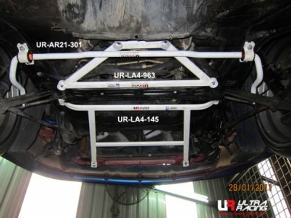 Toyota MR2 W2 Ultra Racing Front H-Brace